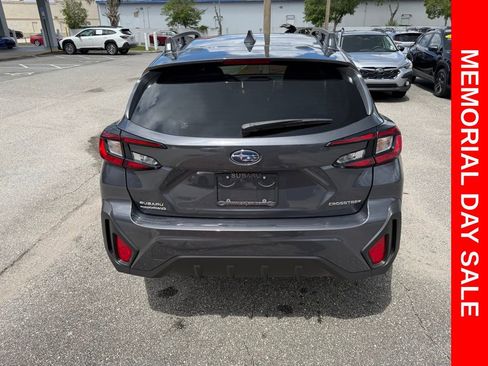 Used 2025 Subaru Crosstrek 2.0i Premium AWD/4WD image 6