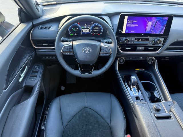 Used 2026 Toyota Grand Highlander AWD Hybrid image 21