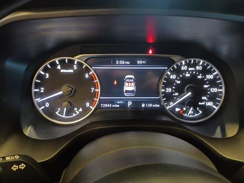 Used 2024 Nissan Rogue S AWD/4WD image 13