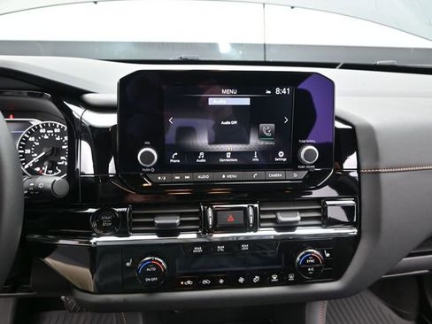 Used 2025 Nissan Pathfinder Rock Creek image 7