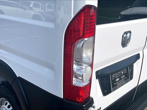 Used 2025 RAM ProMaster 2500 w/ U-Haul Equipment Group FWD image 21