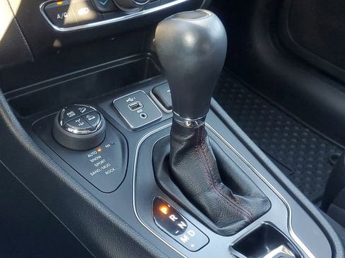 Used 2020 Jeep Cherokee Trailhawk w/ Cold Weather Group image 30