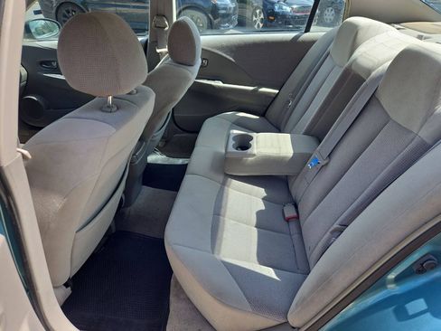 Used 2003 Nissan Altima 3.5 SE FWD image 16
