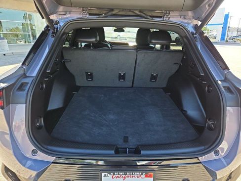 Used 2024 Chevrolet Equinox EV LT w/ LPO, Blackout Package FWD image 25