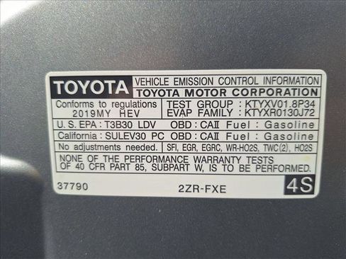 Certified 2019 Toyota Prius LE image 23