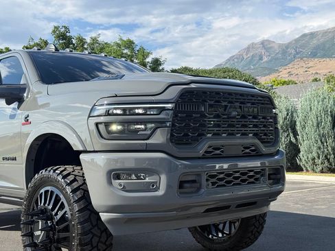 Used 2026 RAM 3500 Limited AWD/4WD image 16