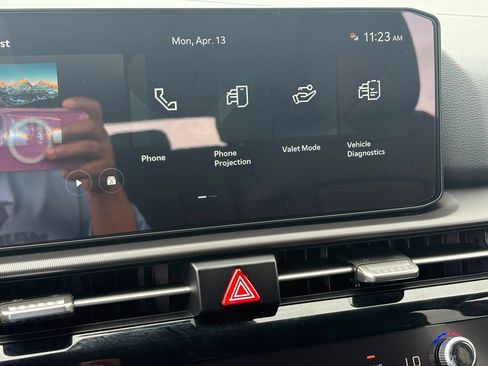 New 2026 Kia Sportage EX FWD image 24