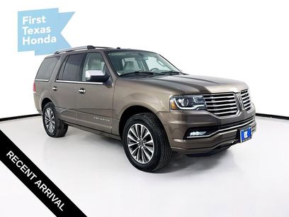 Used 2017 Lincoln Navigator Select