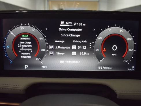 Certified 2023 Nissan Ariya AWD image 33