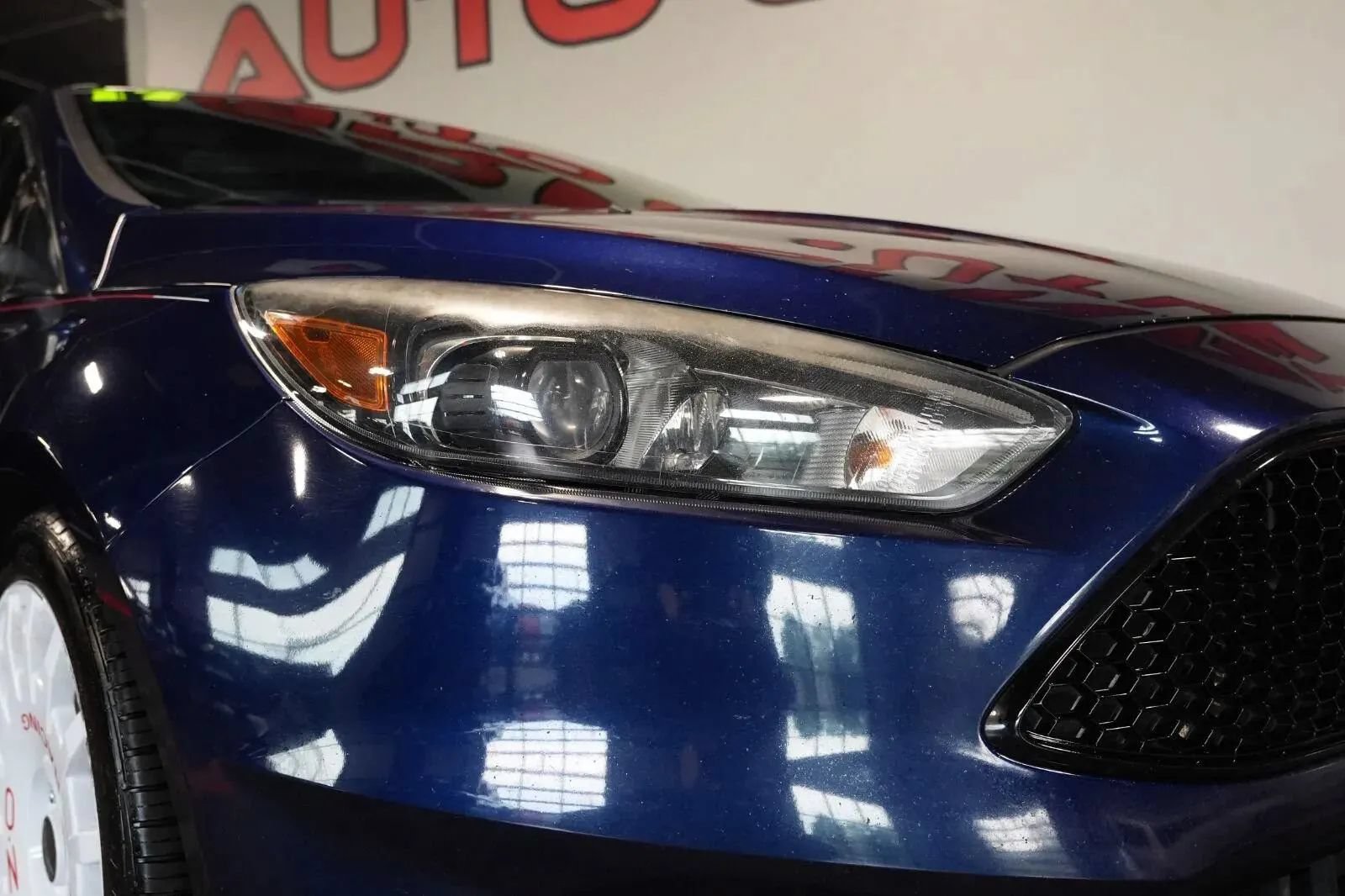 Used 2017 Ford Focus ST w/ Equipment Group 401A FWD image 37