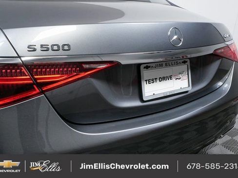 Used 2023 Mercedes-Benz S 500 4MATIC image 36