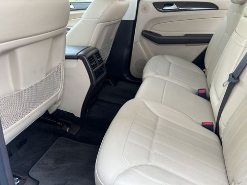 Used 2018 Mercedes-Benz GLE 350 4MATIC image 16