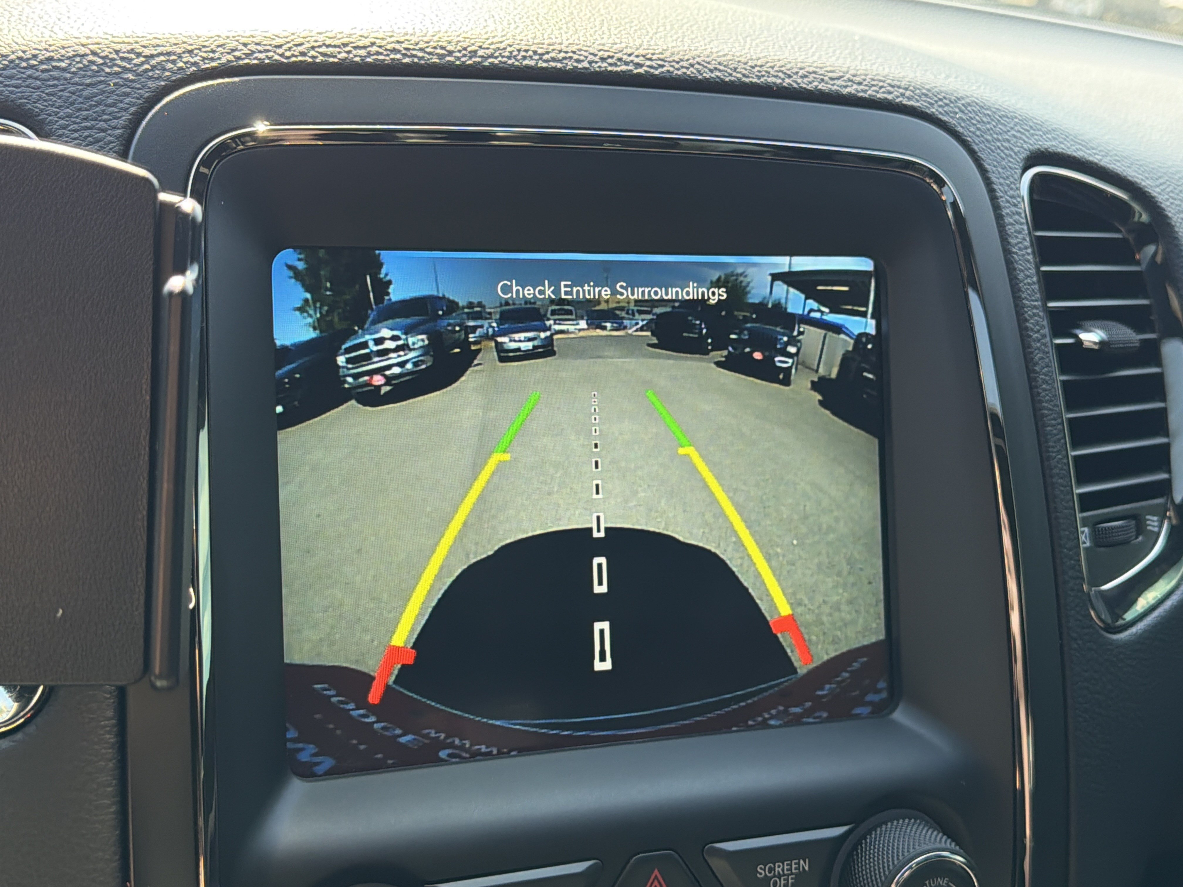 Used 2020 Dodge Durango R/T w/ Blacktop Package AWD/4WD image 21