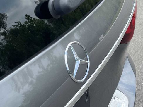 Used 2023 Mercedes-Benz GLB 250 4MATIC image 25