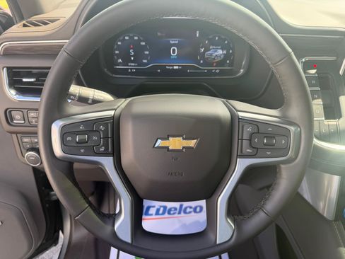 Used 2024 Chevrolet Tahoe LT w/ LT Signature Package AWD/4WD image 16