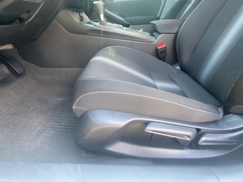 Used 2024 Honda Civic LX image 10