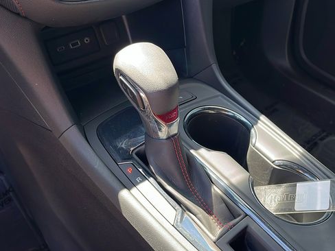 Certified 2024 Chevrolet Equinox RS image 21