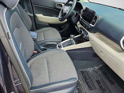 Used 2023 Hyundai Venue Limited w/ Cargo Package FWD image 20