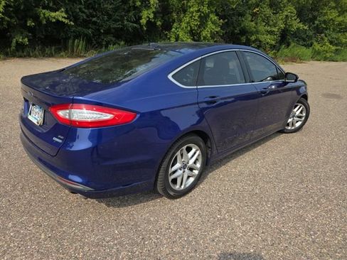 Used 2013 Ford Fusion SE FWD image 16