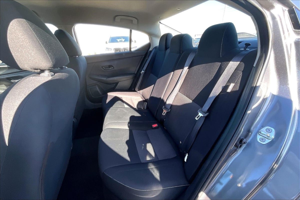 Used 2025 Nissan Sentra SV FWD image 23