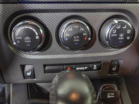 Used 2013 Dodge Challenger R/T Plus image 26