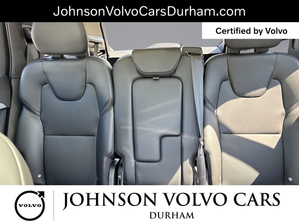 Used 2025 Volvo XC90 B5 Core AWD/4WD image 27