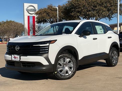 New 2026 Nissan Kicks S image 2