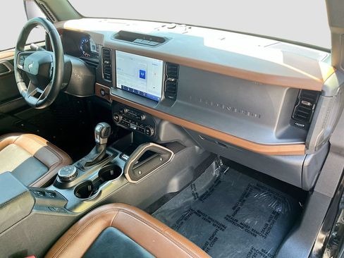 Used 2024 Ford Bronco Outer Banks AWD/4WD image 29
