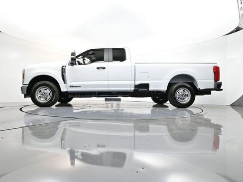 New 2026 Ford F350 XL w/ XL Chrome Package RWD image 29