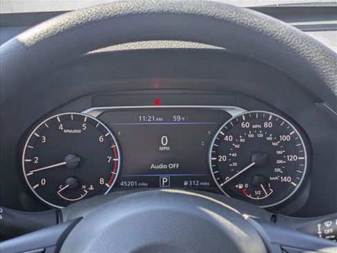 Used 2025 Nissan Altima 2.5 SV image 10