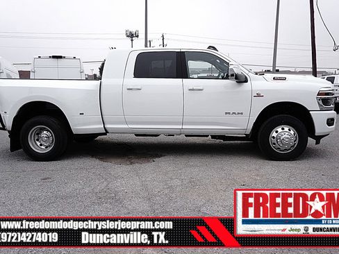 New 2026 RAM 3500 Laramie w/ Max Tow Package image 6
