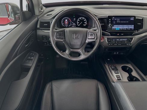 Certified 2025 Honda Ridgeline RTL image 2