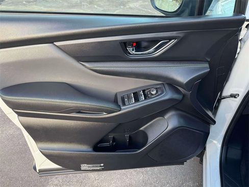 Used 2025 Subaru Ascent Onyx Edition image 15