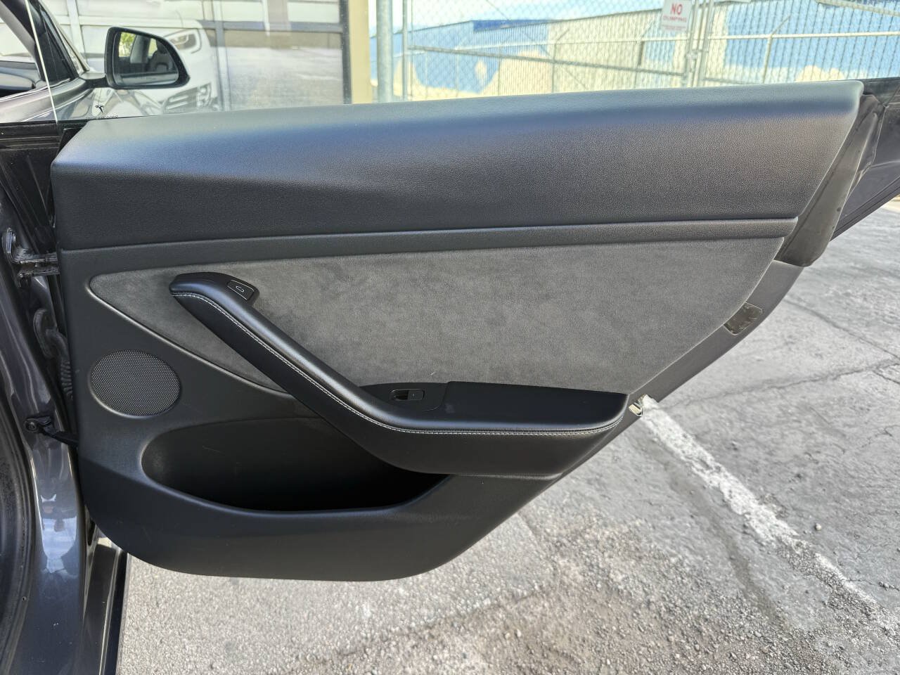 Used 2023 Tesla Model 3 Standard Range RWD image 26