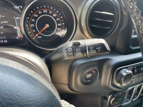 Used 2018 Jeep Wrangler Sport AWD/4WD image 24