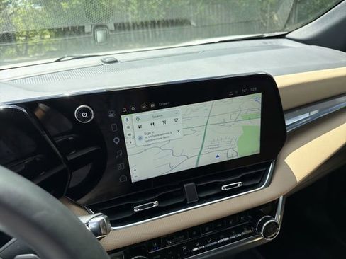 Certified 2025 Chevrolet Equinox ACTIV w/ Safety and Technology Package FWD image 25