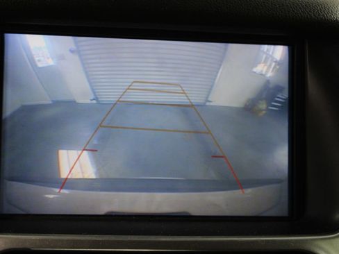 Used 2018 Chevrolet Suburban Premier image 37