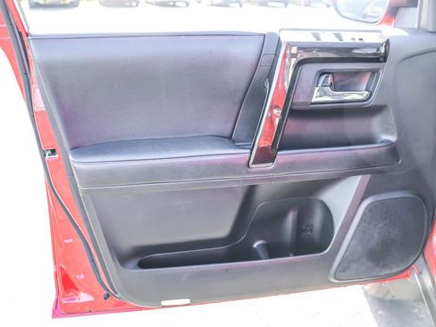 Used 2019 Toyota 4Runner TRD Off-Road Premium image 23