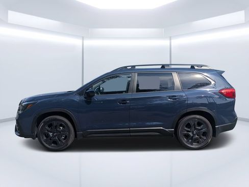 Certified 2025 Subaru Ascent Bronze Edition AWD/4WD image 6