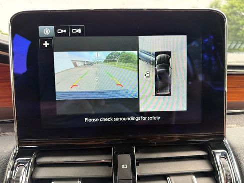 Used 2019 Lincoln Navigator L Reserve w/ Cargo Package AWD/4WD image 36