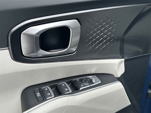 New 2026 Kia Sorento S image 16