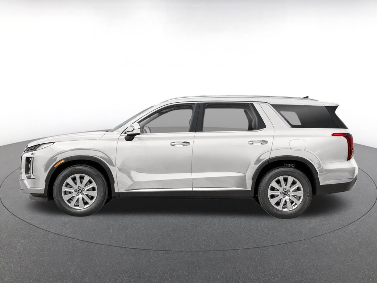 Used 2025 Hyundai Palisade SEL FWD image 3
