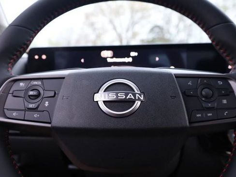 New 2026 Nissan Sentra SR image 9