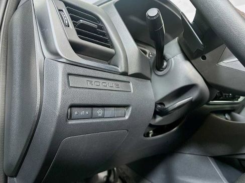 Certified 2025 Nissan Rogue S image 8