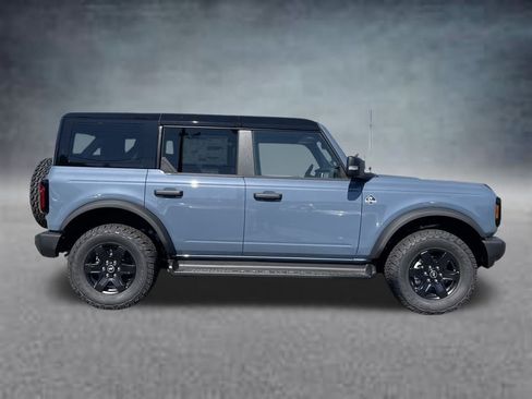 New 2025 Ford Bronco Outer Banks image 4