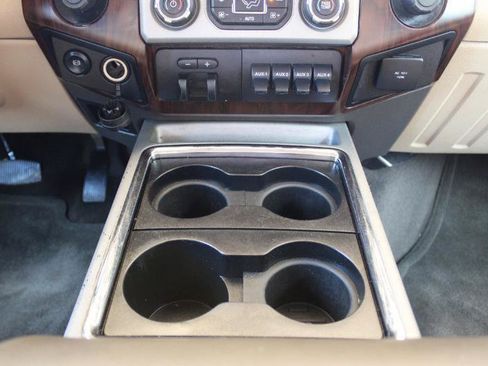 Used 2016 Ford F250 Lariat w/ Lariat Interior Package AWD/4WD image 37