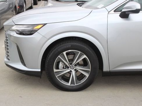 Certified 2024 Lexus RX 350 FWD w/ Technology Package image 4