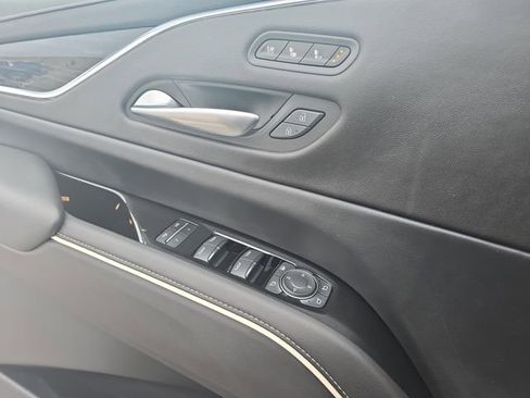 Certified 2021 Cadillac Escalade Sport image 24