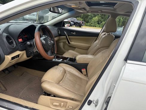 Used 2011 Nissan Maxima 3.5 SV w/ Premium Pkg FWD image 18