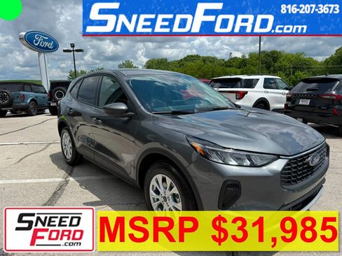 New 2025 Ford Escape Active w/ Cold Weather Package image 1